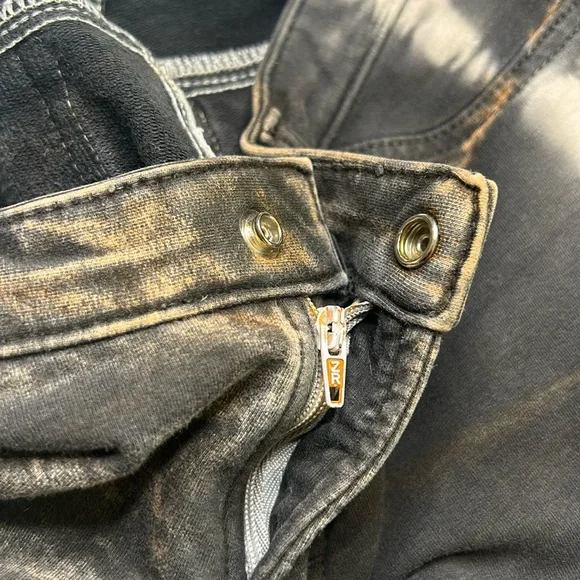 Jean D Blanc Capri Pants